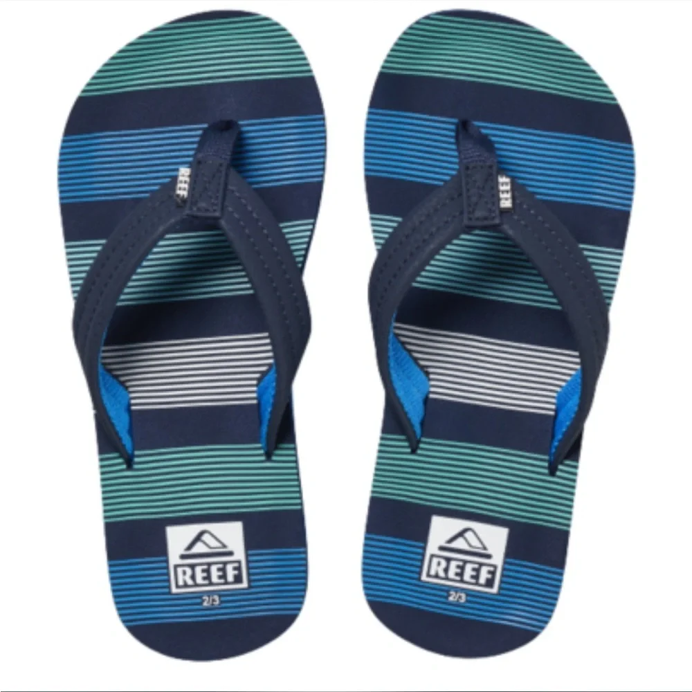 NWT Reef Navy and Teal Striped Sandals 4/5 kids